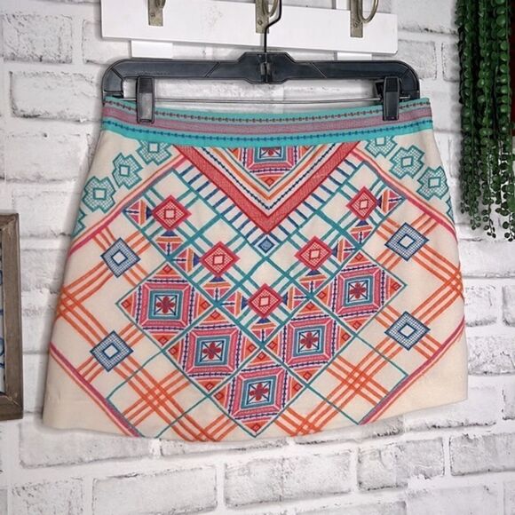Francesca's Harper Linen Embroidered Mini Skirt Boho Hippie Size Small - Picture 2 of 8